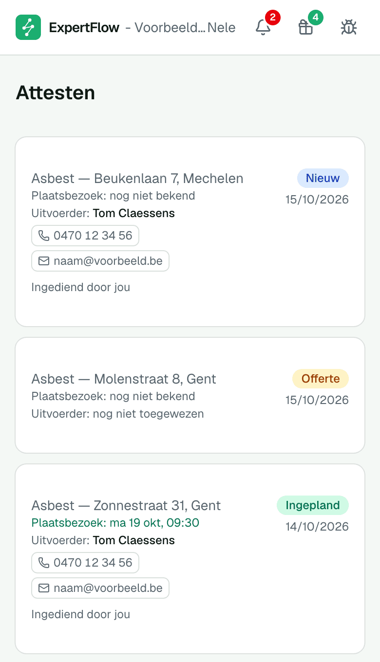 Het partnerportaal op een gsm met een lijst van ingediende attesten en hun status
